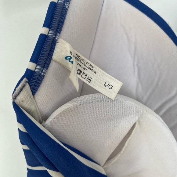 Striped Blue and White Bikini Top - Picture 6 of 6